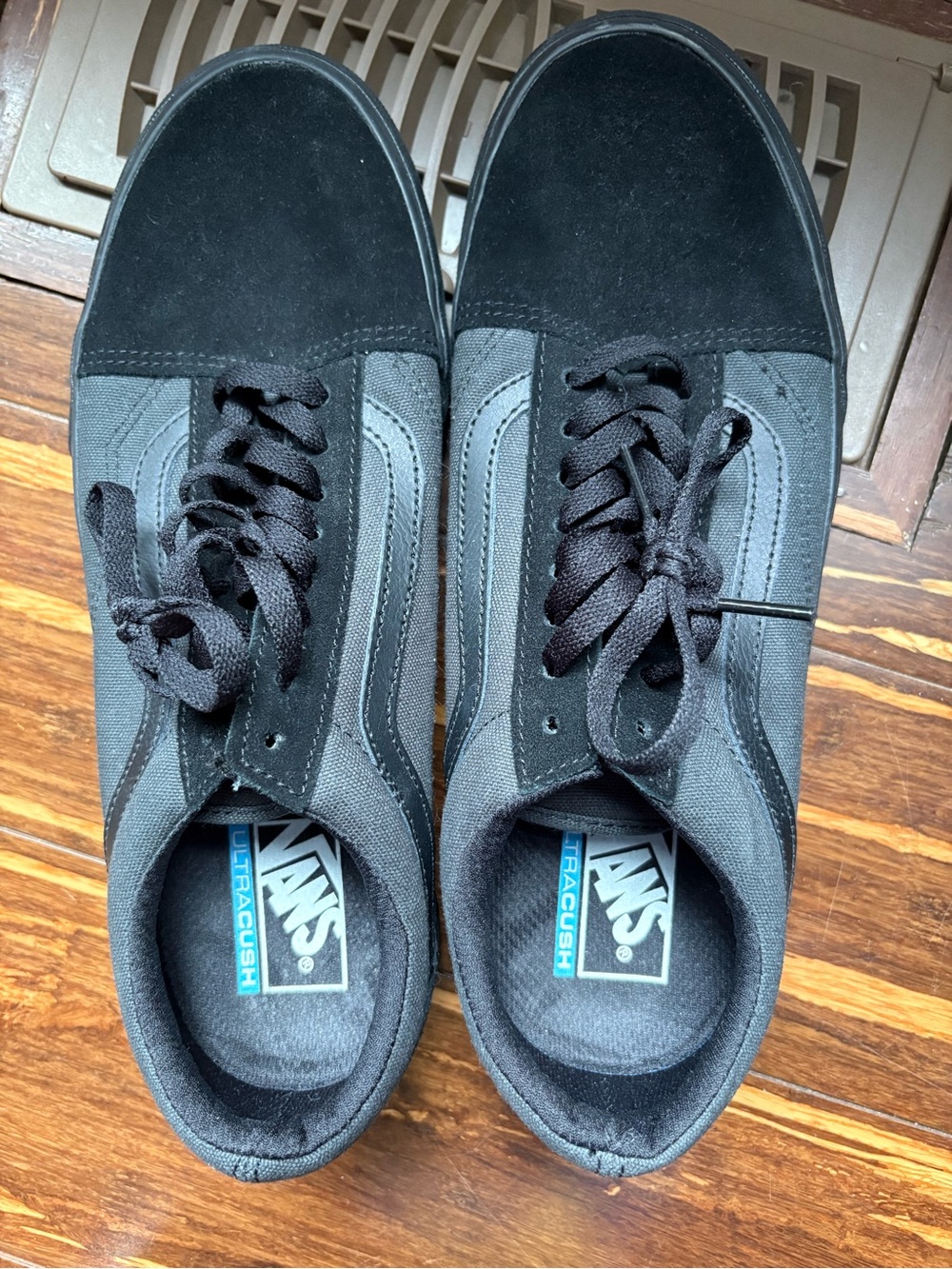 Vans Black and Charcoal Low-Top Skate Sneakers - Picture 2 of 7